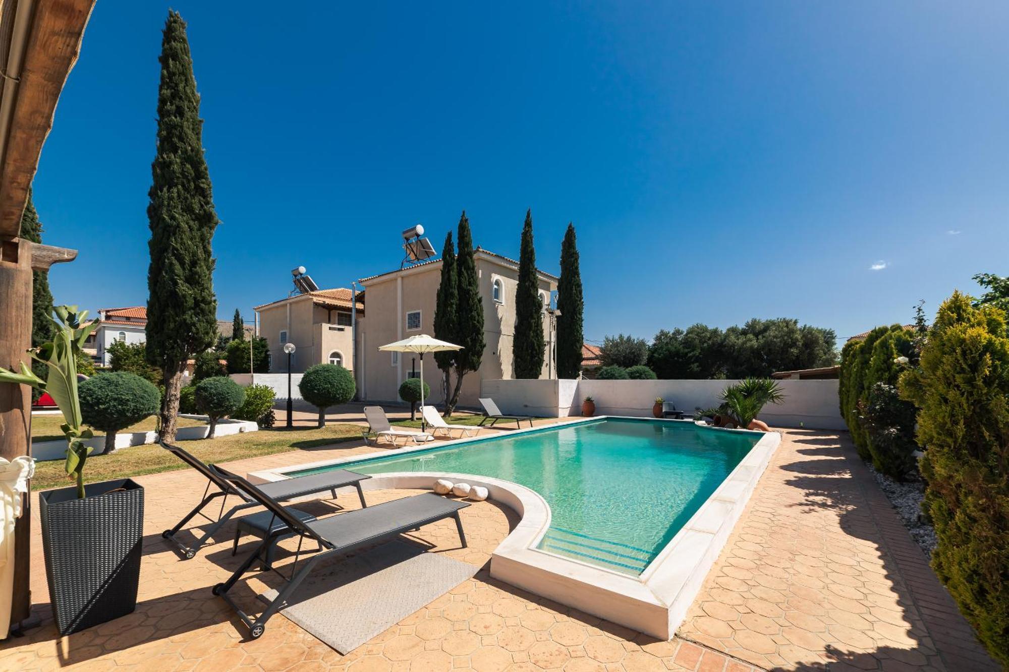 Lagonisi Luxury Escape Exterior photo